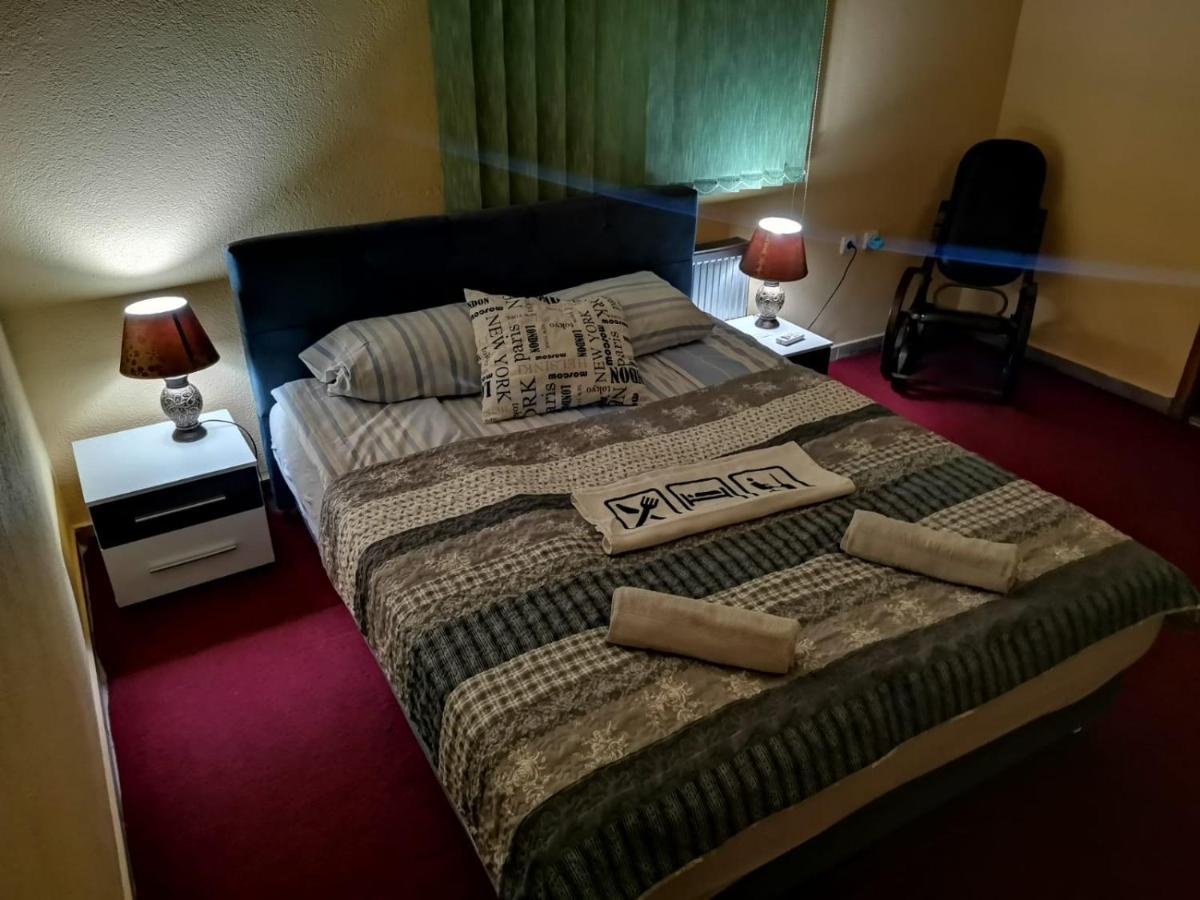 Apartman Nik-Rom Градішка Екстер'єр фото
