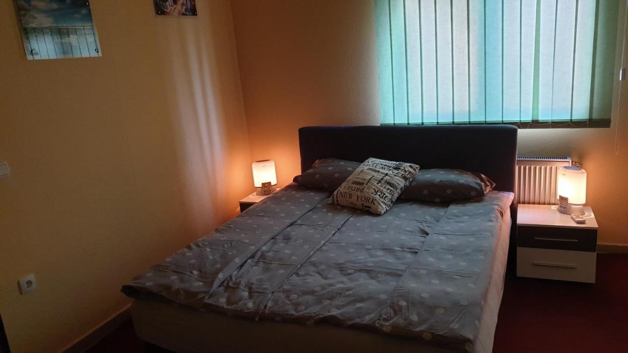 Apartman Nik-Rom Градішка Екстер'єр фото